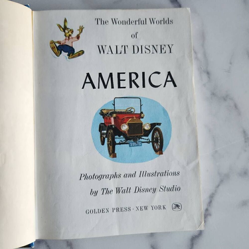 The wonderful worlds of Walt Disney vintage pine Green hardback 1965 America's - Picture 5 of 10